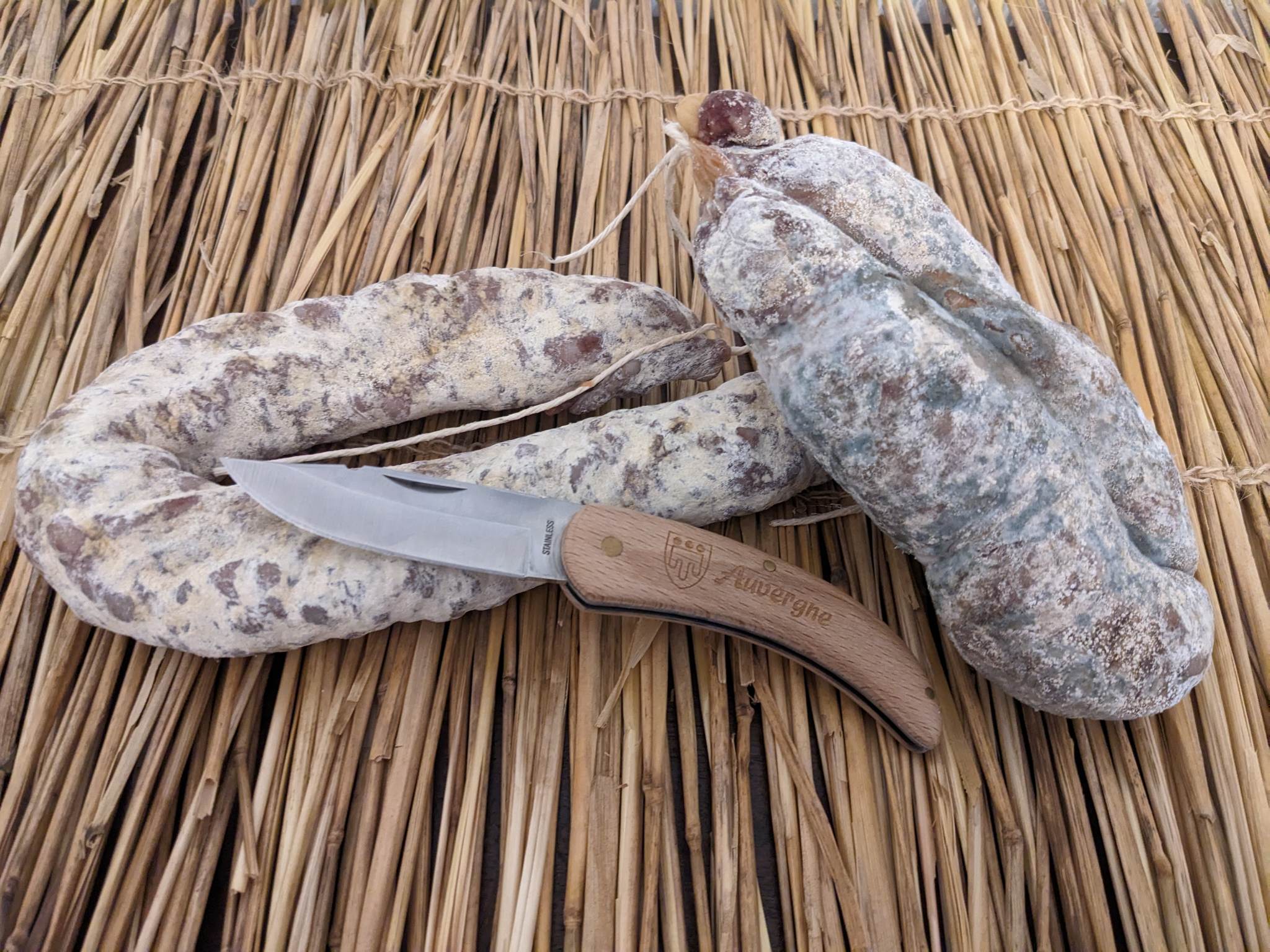 Saucissons & saucisses fermiers d'Auvergne : 28€90/kg